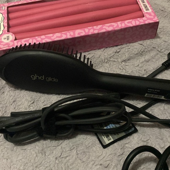 Bundle of hair styling tools - Picture 2 of 2